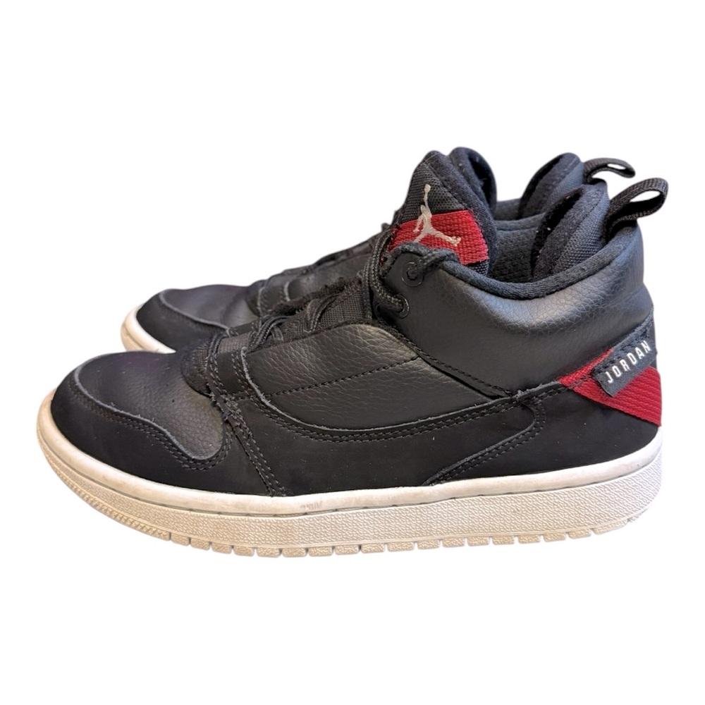 Jordan Fadeaway “Fadeaway” Black Red Youth Size 4Y Rare